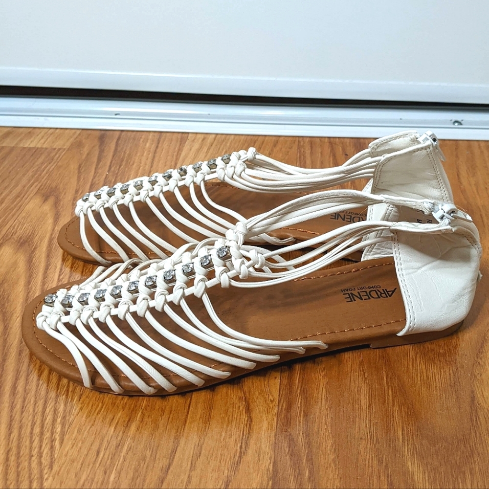 3/$15 Ardene White Gladiator Sandals with Sparkle ✨